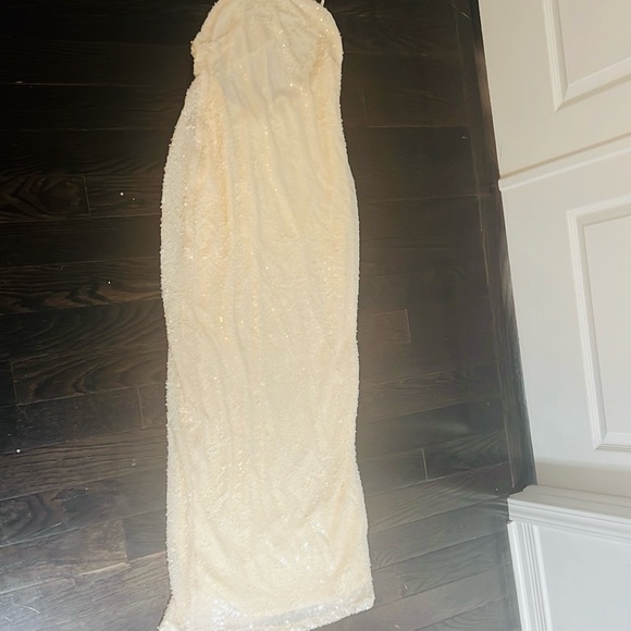 4th Reckless: selling brand new evening dress - Picture 5 of 6